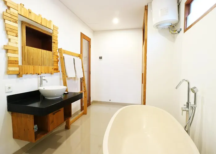 21 Bali ゲストハウス 3*